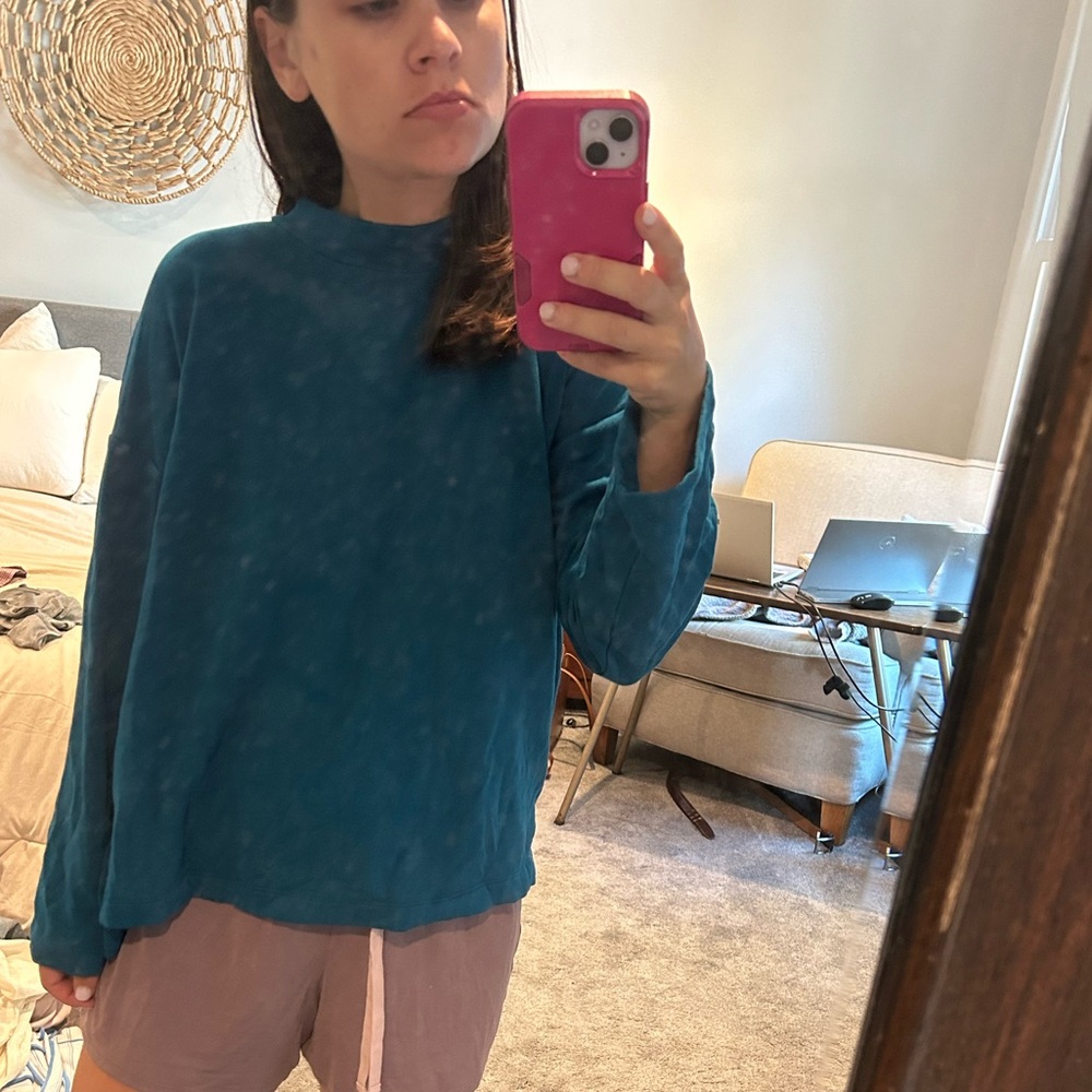 Lou and Grey buttery soft pullover